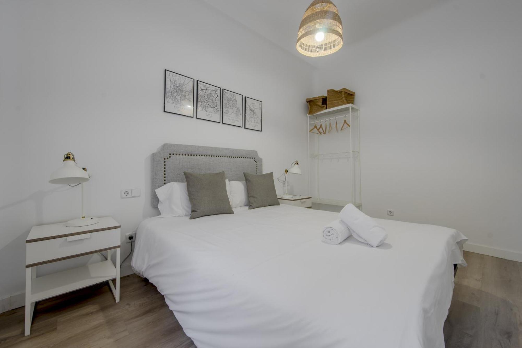 Elegante Apartamento En El Centro De Madrid-Rastro Apartment Luaran gambar