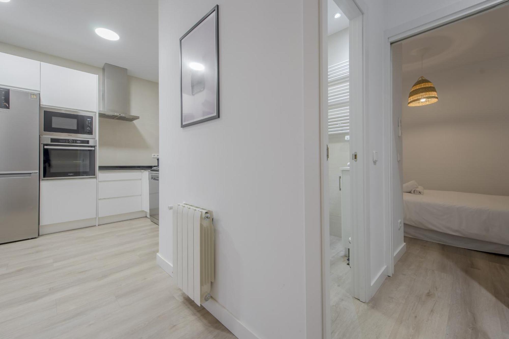 Elegante Apartamento En El Centro De Madrid-Rastro Apartment Luaran gambar