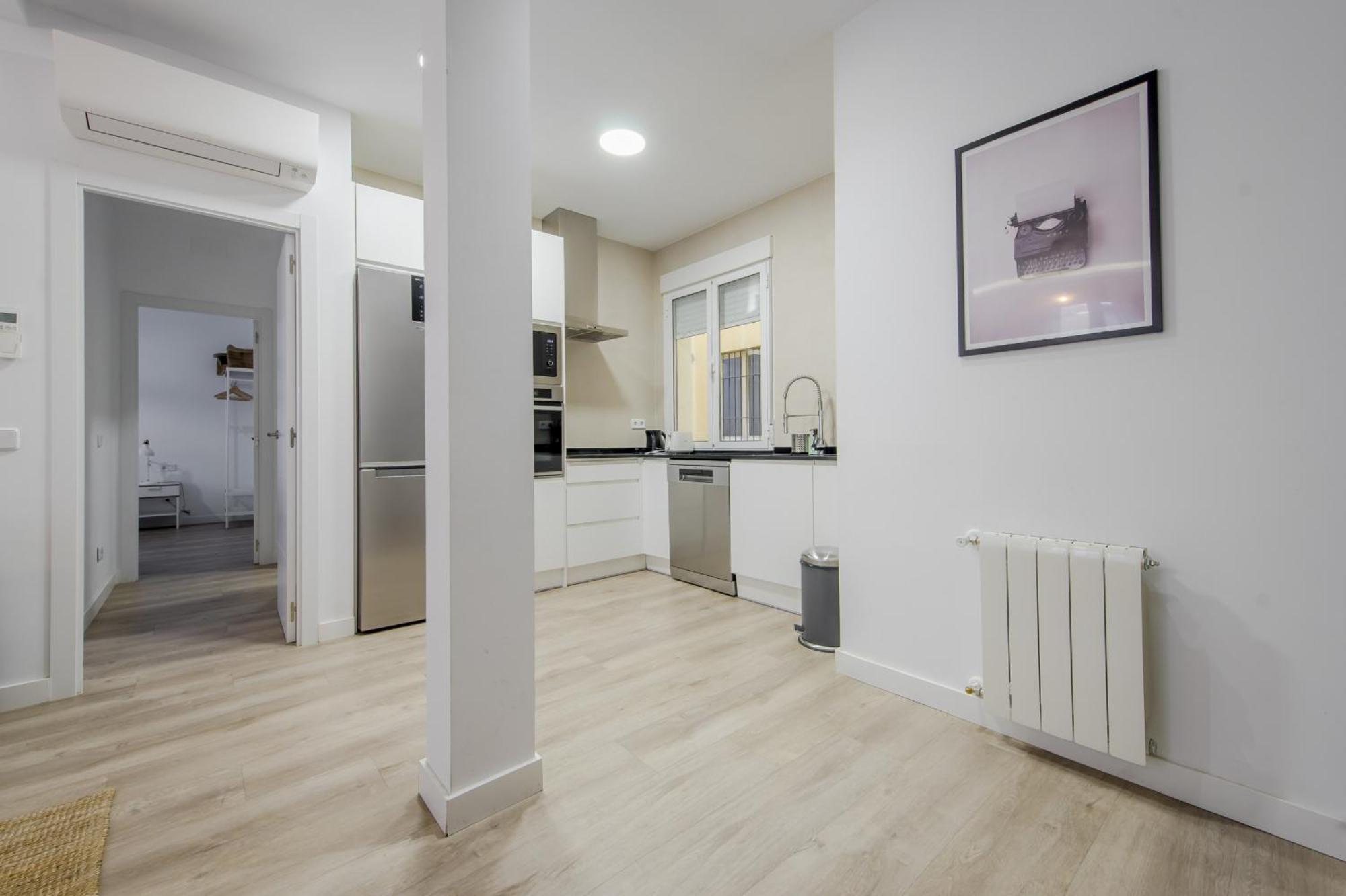 Elegante Apartamento En El Centro De Madrid-Rastro Apartment Luaran gambar